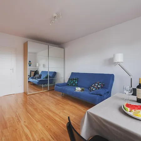 P&o Namyslowska 6c Apartman