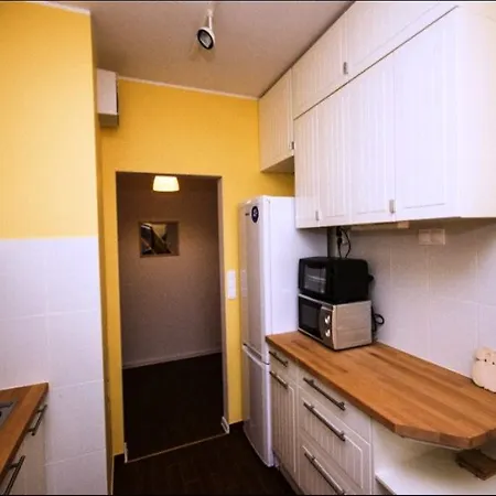 P&o Namyslowska 6c *